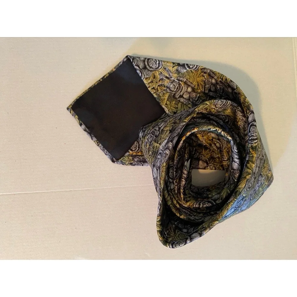 Endangered Species Mens Silk Tie Gorilla Jungle Animal Print Grey Green USA Made